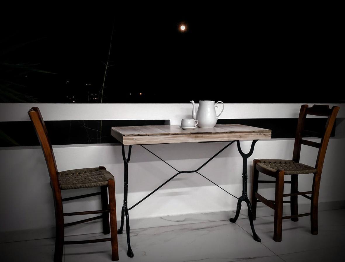 Of Light Apartment